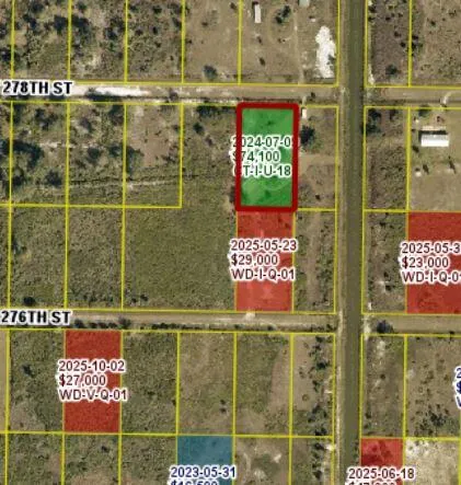 a sign that is on the wall of a building