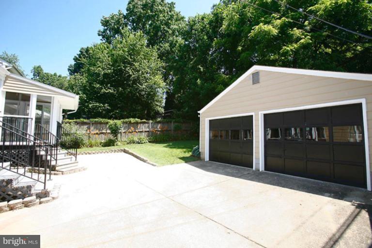 200 West George Mason Road Falls Church, VA 22046 - Photo 23 of 24 Garage 1