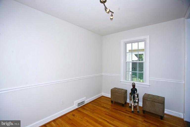 200 West George Mason Road Falls Church, VA 22046 - Photo 7 of 24 Dining Room