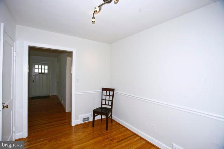 200 West George Mason Road Falls Church, VA 22046 - Photo 8 of 24 Dining Room #2