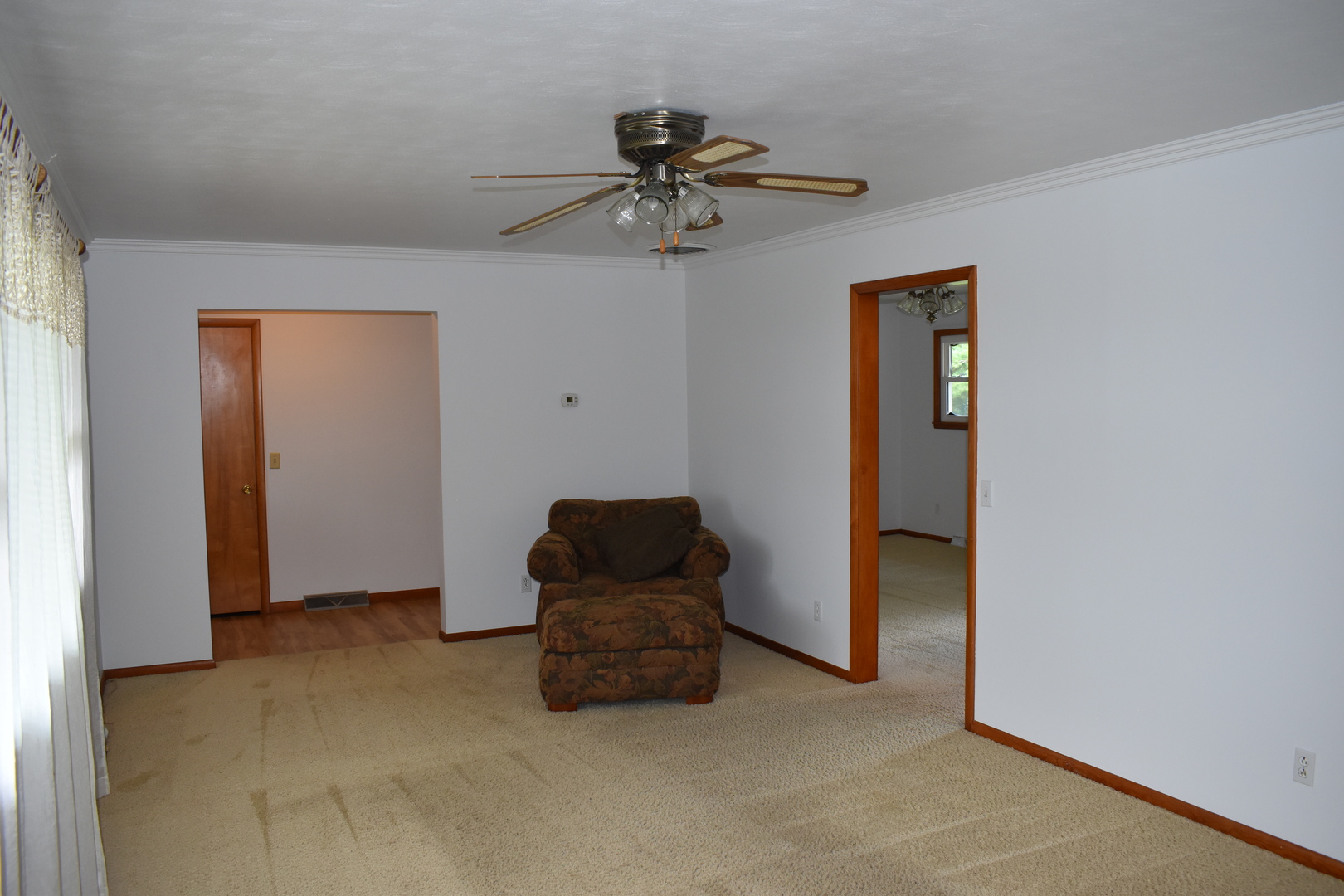 301 East Ririe Place Flanagan, IL 61740 - Photo 8 of 28