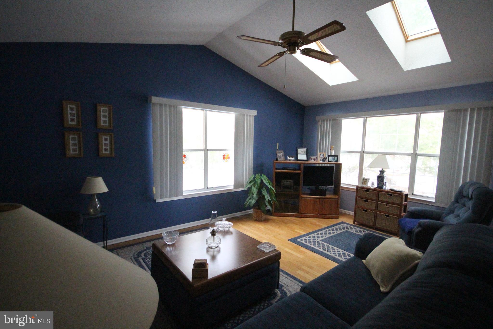 1 Spruce Road Hightstown, NJ 08520 - Photo 5 of 18 Living Room