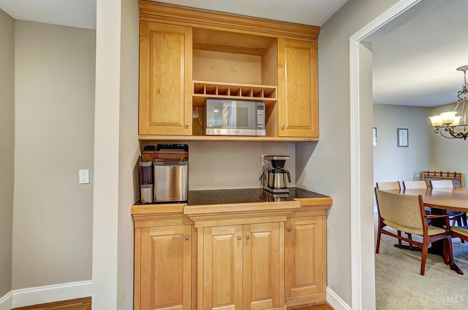 6309 Stirrup Road Cincinnati, OH 45244 - Photo 11 of 35 Gallery Image 11