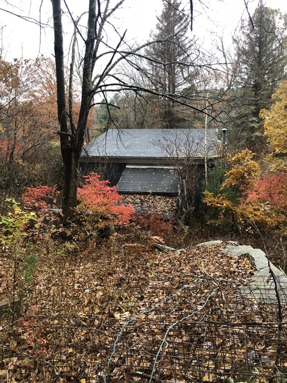 35 Whitins Road Sutton, MA 01590 - Photo 3 of 6 Gallery Image 3
