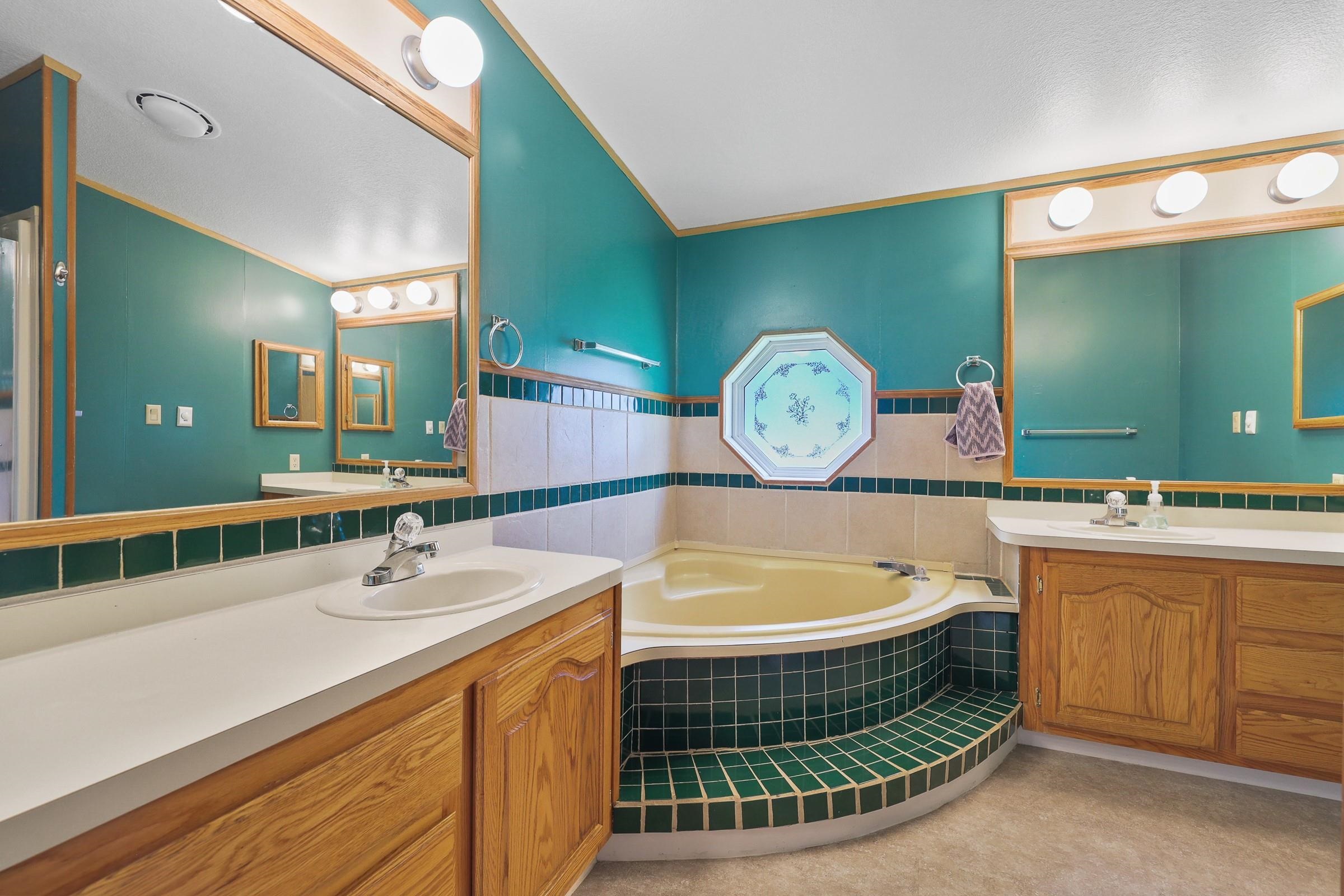 14425 North Christensen Road Nine Mile Falls, WA 99026 - Photo 12 of 37