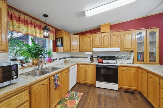 $465,000 | 14425 North Christensen Road, Nine Mile Falls, WA 99026