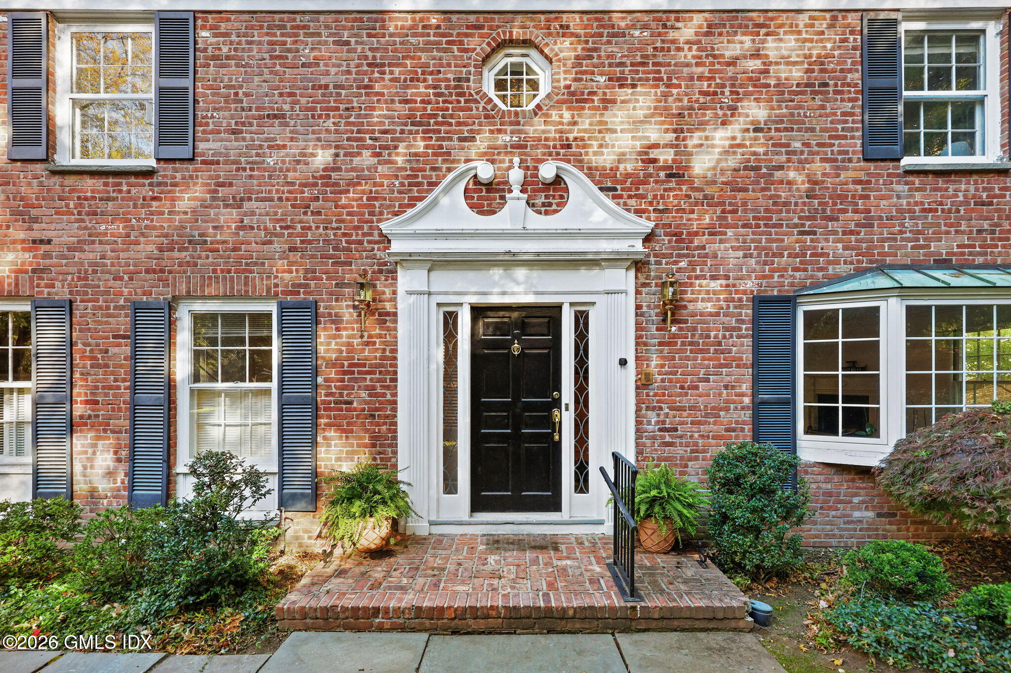 65 Perkins Road Greenwich, CT 06830 - Photo 3 of 7 4-web-or-mls-65-perkins-rd