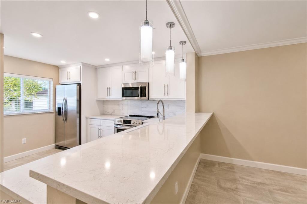 2360 Naples Trace Circle, Unit 6 Naples, FL 34109 - Photo 5 of 16
