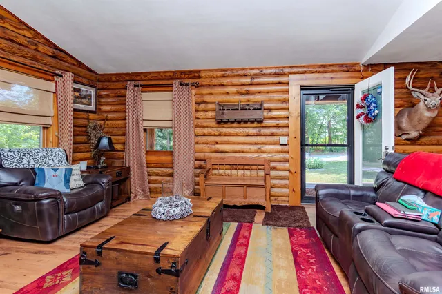 $270,000 | 1101 County Road 950, Bath, IL 62617