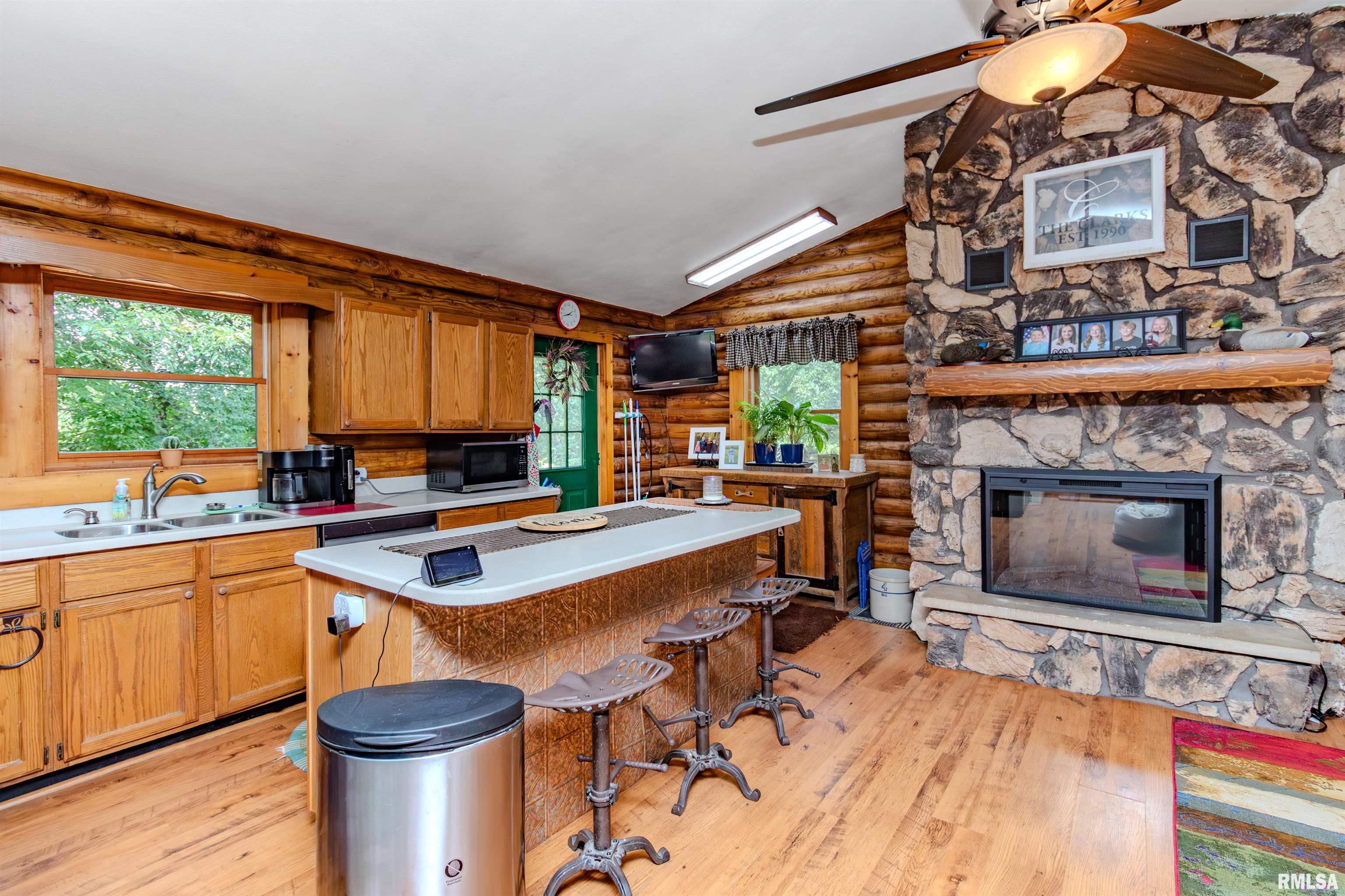 1101 County Road 950 Bath, IL 62617 - Photo 12 of 54