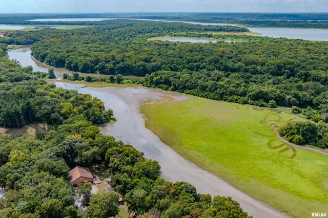 $270,000 | 1101 County Road 950, Bath, IL 62617