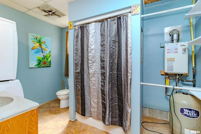 $270,000 | 1101 County Road 950, Bath, IL 62617