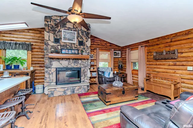 $270,000 | 1101 County Road 950, Bath, IL 62617