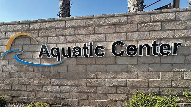 $425,000 | 13902 Thunderbird Drive, Unit 8J, Seal Beach, CA 90740