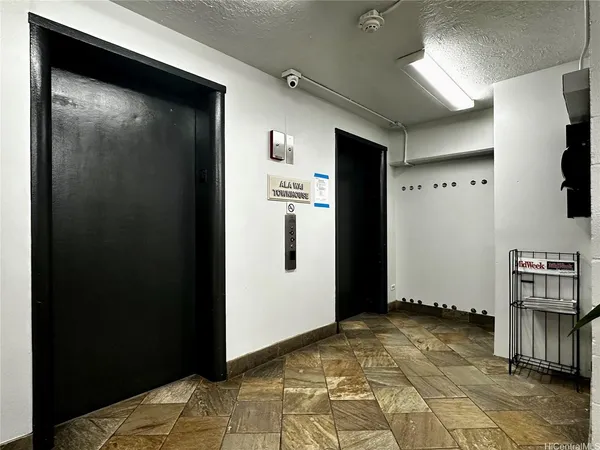 $1,000 | 2421 Ala Wai Boulevard, Unit 1905, Honolulu, HI 96815