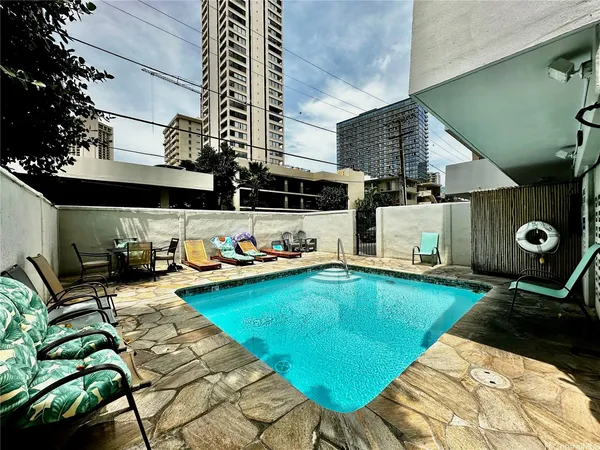 $1,000 | 2421 Ala Wai Boulevard, Unit 1905, Honolulu, HI 96815