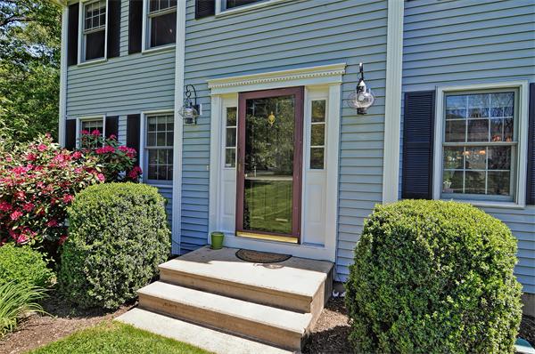 9 Liberty Road Medway, MA 02053 - Photo 9 of 30 Gallery Image 9
