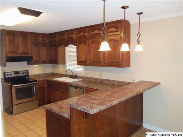 2024 Winchester Road Anniston, AL 36201 - Photo 10 of 21