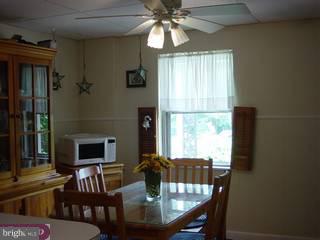 307 Garth Road Oreland, PA 19075 - Photo 3 of 6 Gallery Image 3