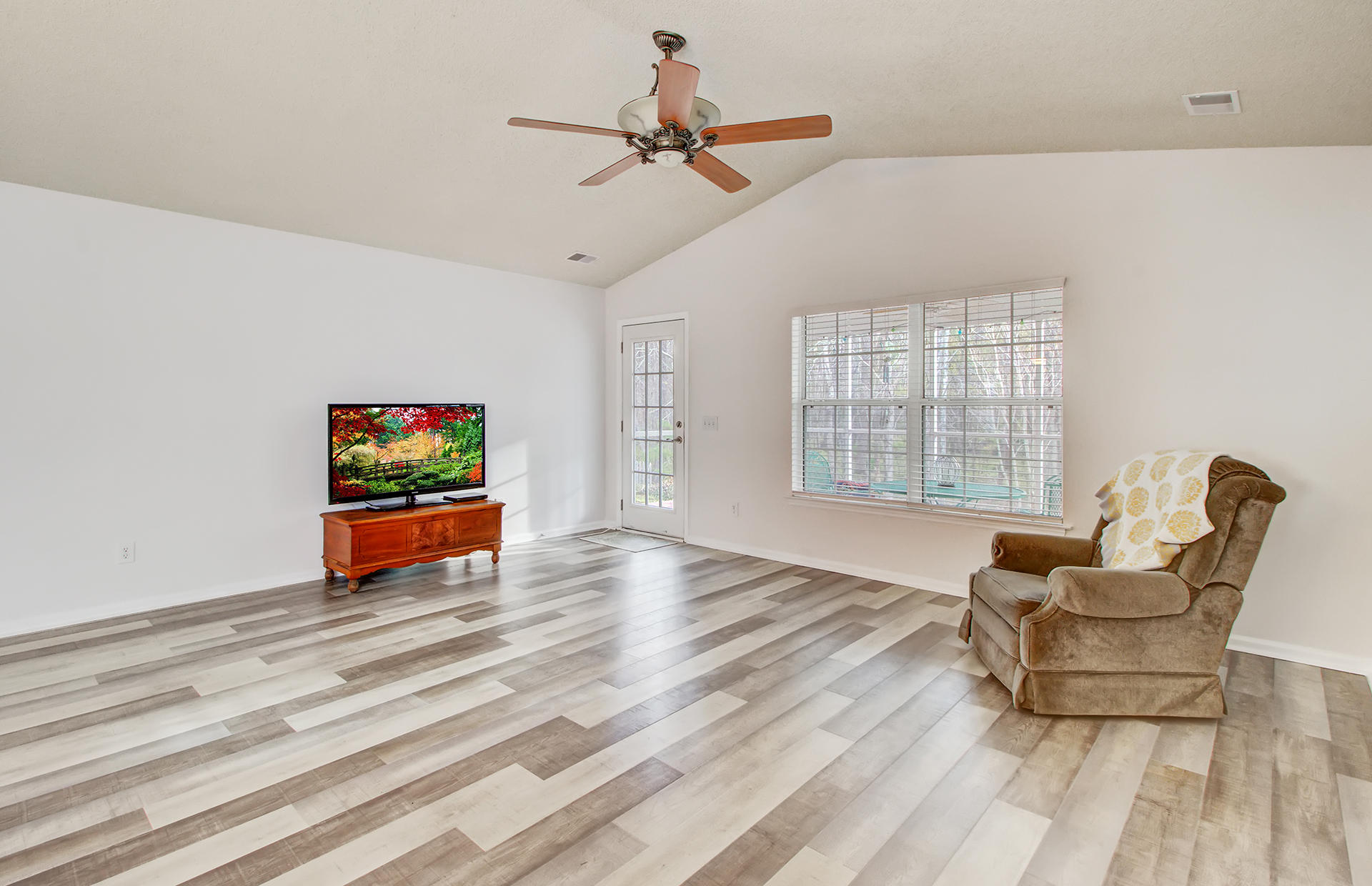 331 Eagle Ridge Road Summerville, SC 29485 - Photo 16 of 36 16