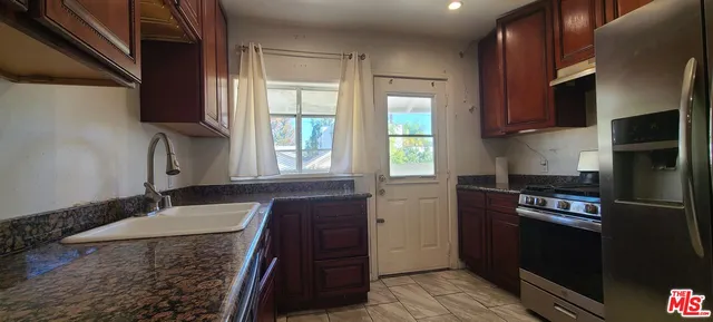 $699,999 | 6000 Lindley Avenue, Encino, CA 91316