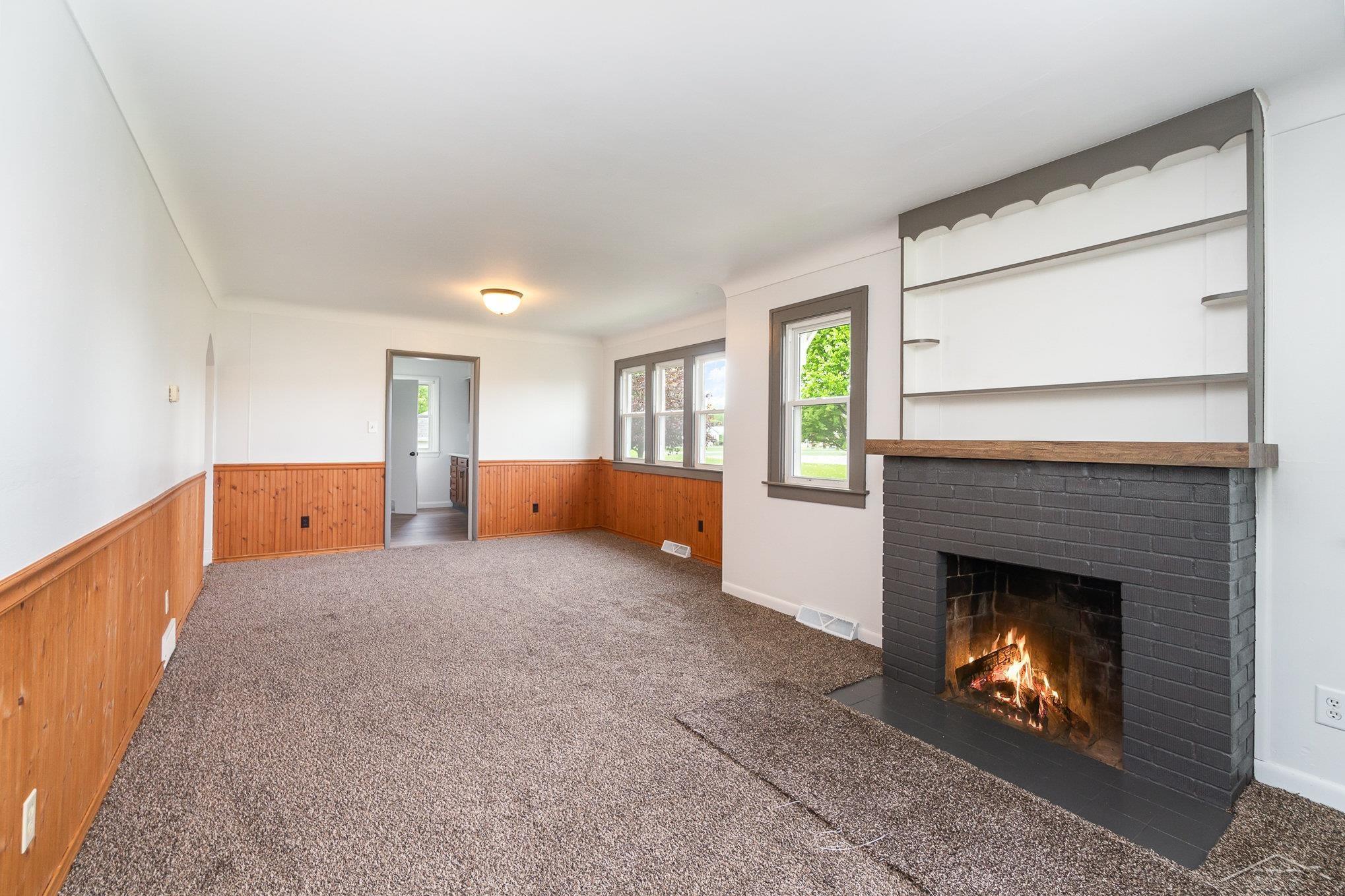 130 Swanson Road Saginaw, MI 48609 - Photo 7 of 25 50141677-704cef63-c891-40a1-91b8-9e166a4c67c5.JPG