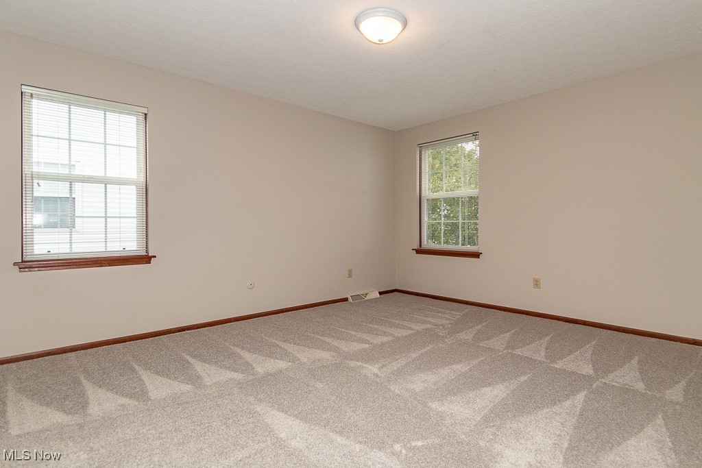 8421 Hendricks Road Mentor, OH 44060 - Photo 24 of 42