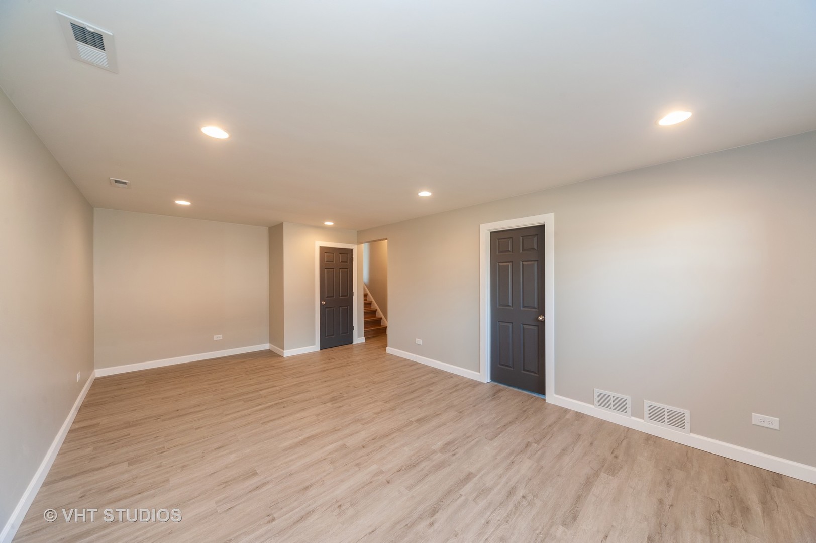 608 Willow Road Matteson, IL 60443 - Photo 12 of 15 a view of an empty room
