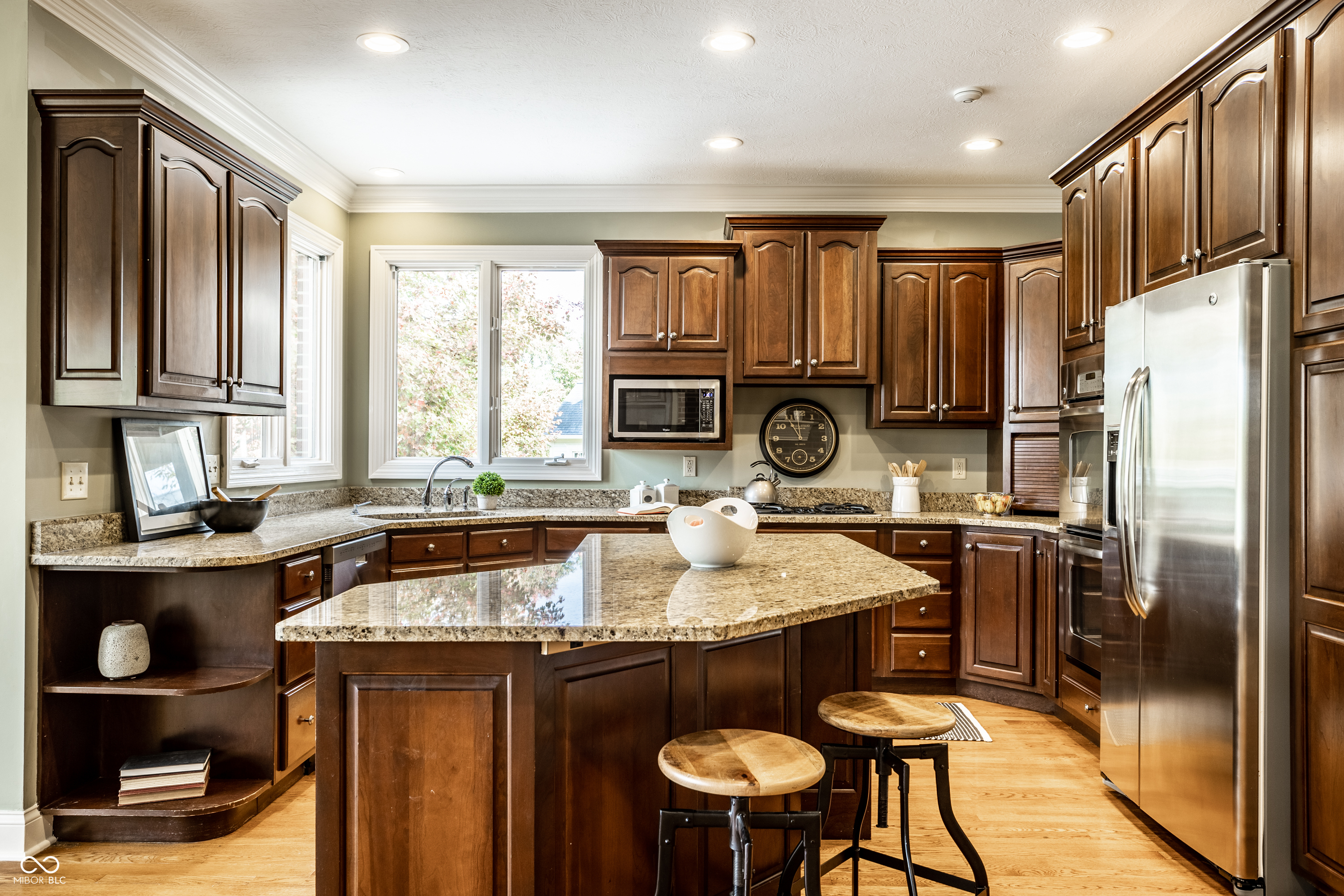 10554 Hyde Park Carmel, IN 46032 - Photo 24 of 74