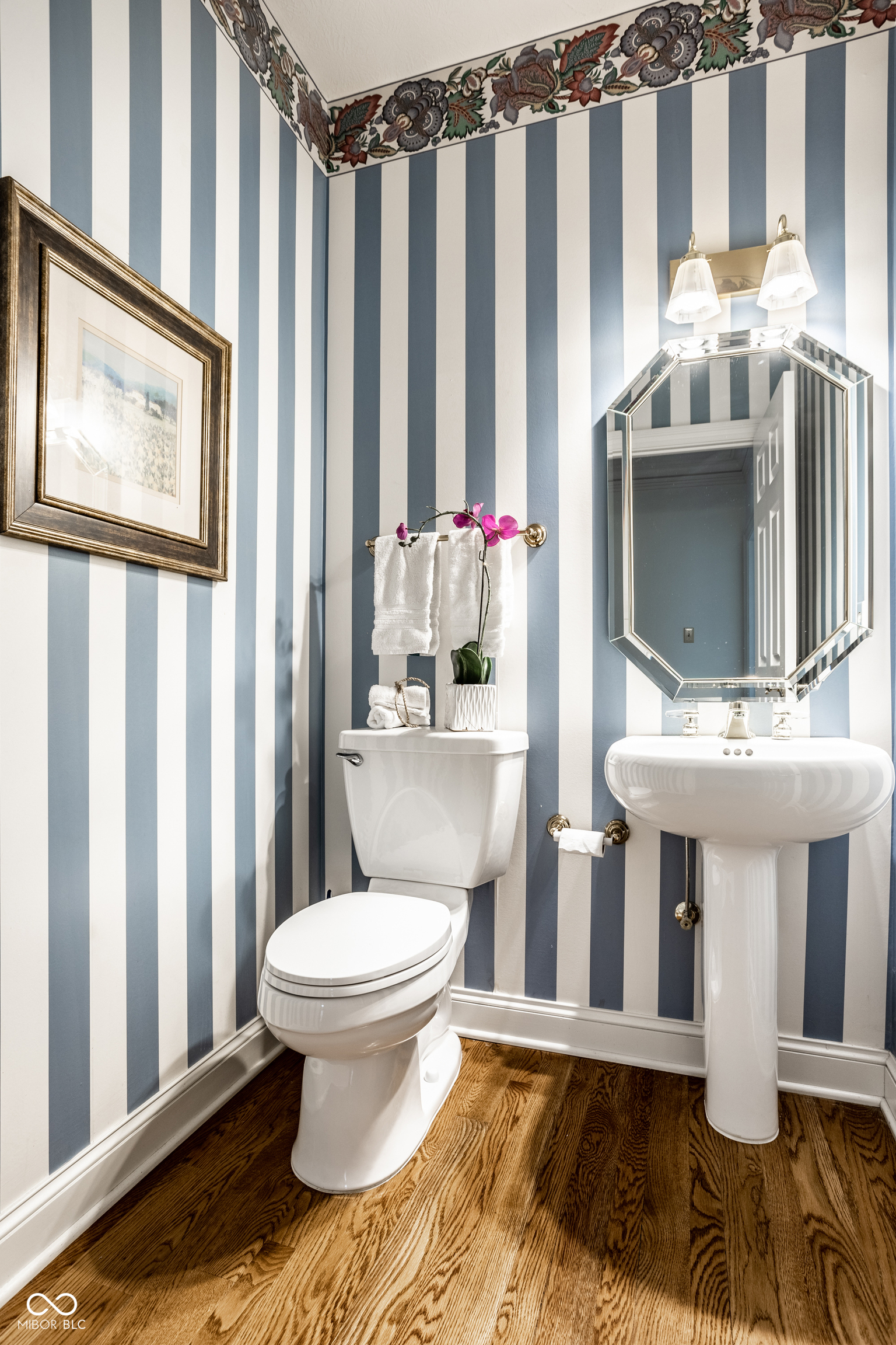 10554 Hyde Park Carmel, IN 46032 - Photo 31 of 74