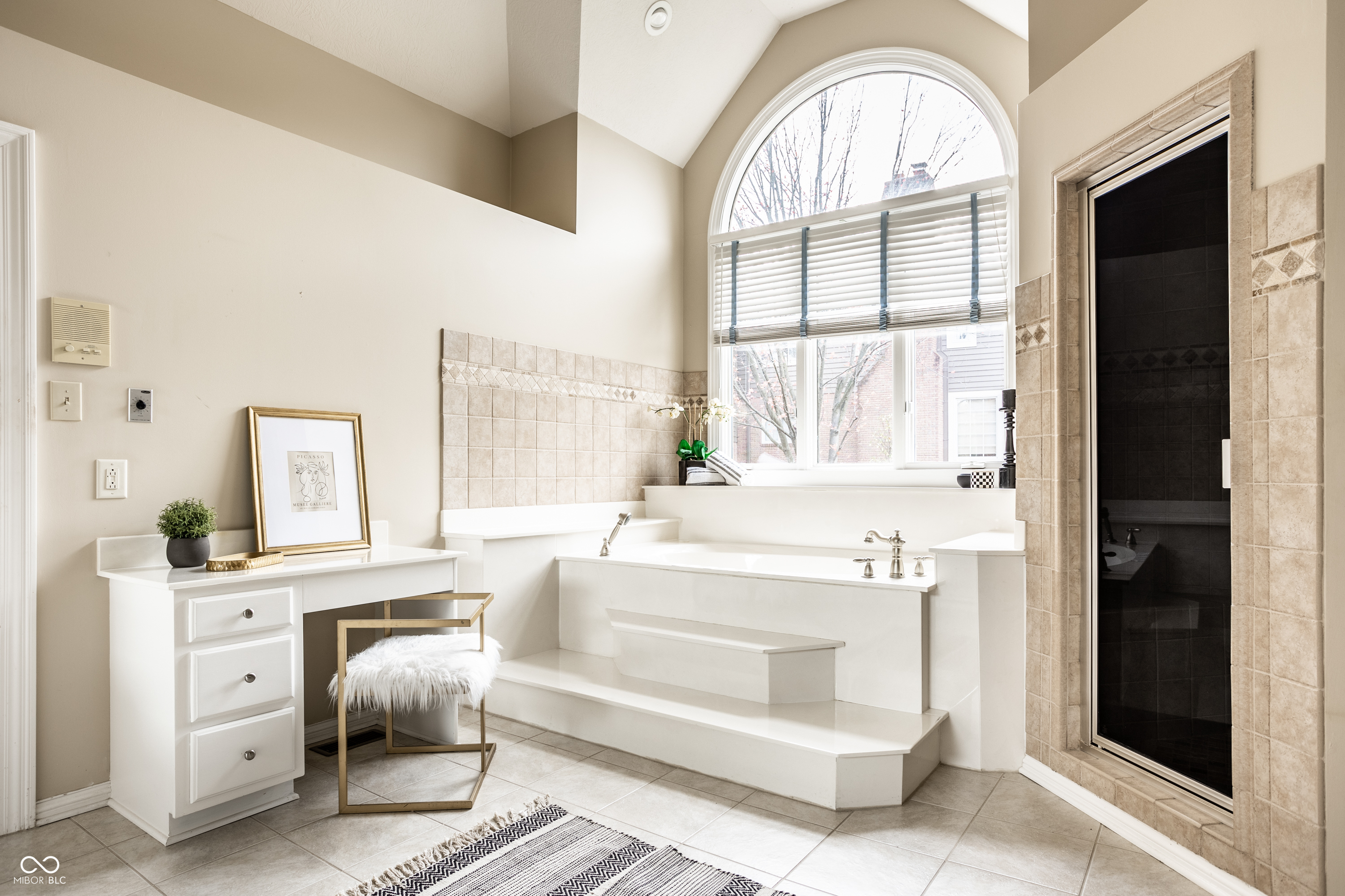 10554 Hyde Park Carmel, IN 46032 - Photo 36 of 74