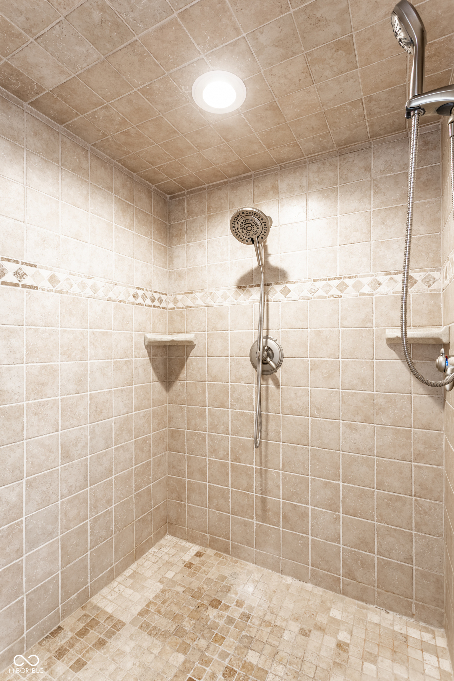 10554 Hyde Park Carmel, IN 46032 - Photo 37 of 74