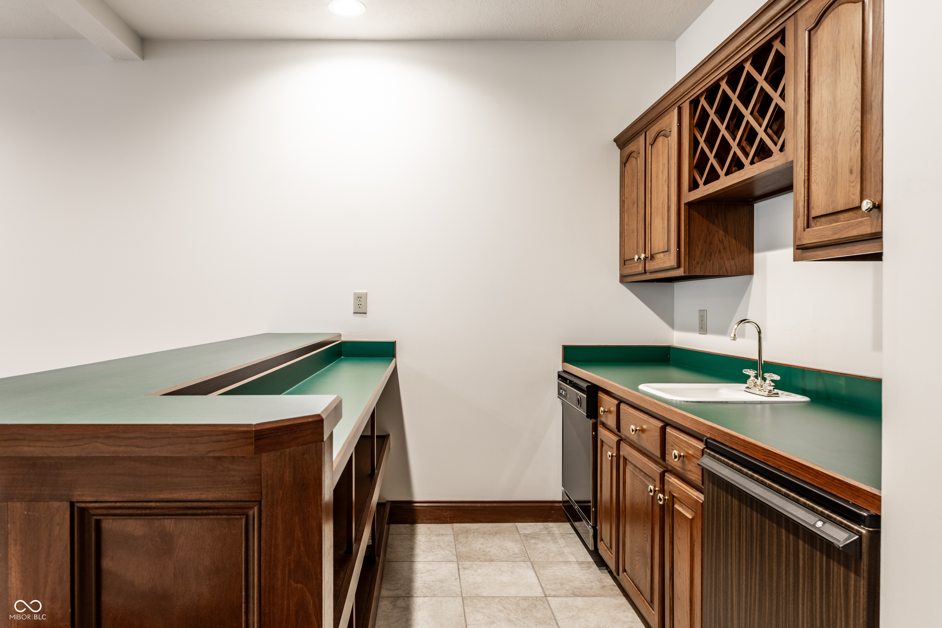 10554 Hyde Park Carmel, IN 46032 - Photo 49 of 74