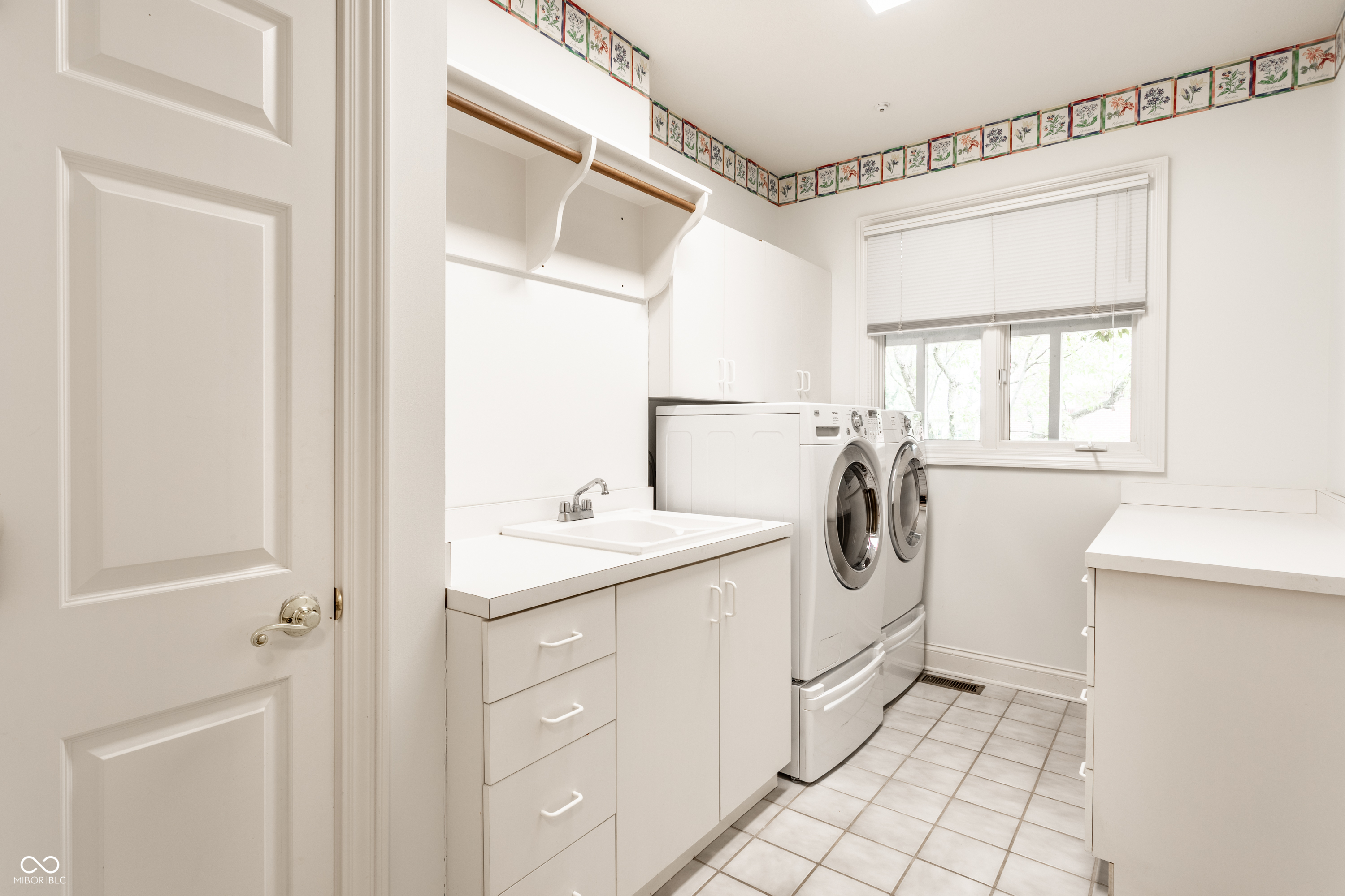 10554 Hyde Park Carmel, IN 46032 - Photo 57 of 74