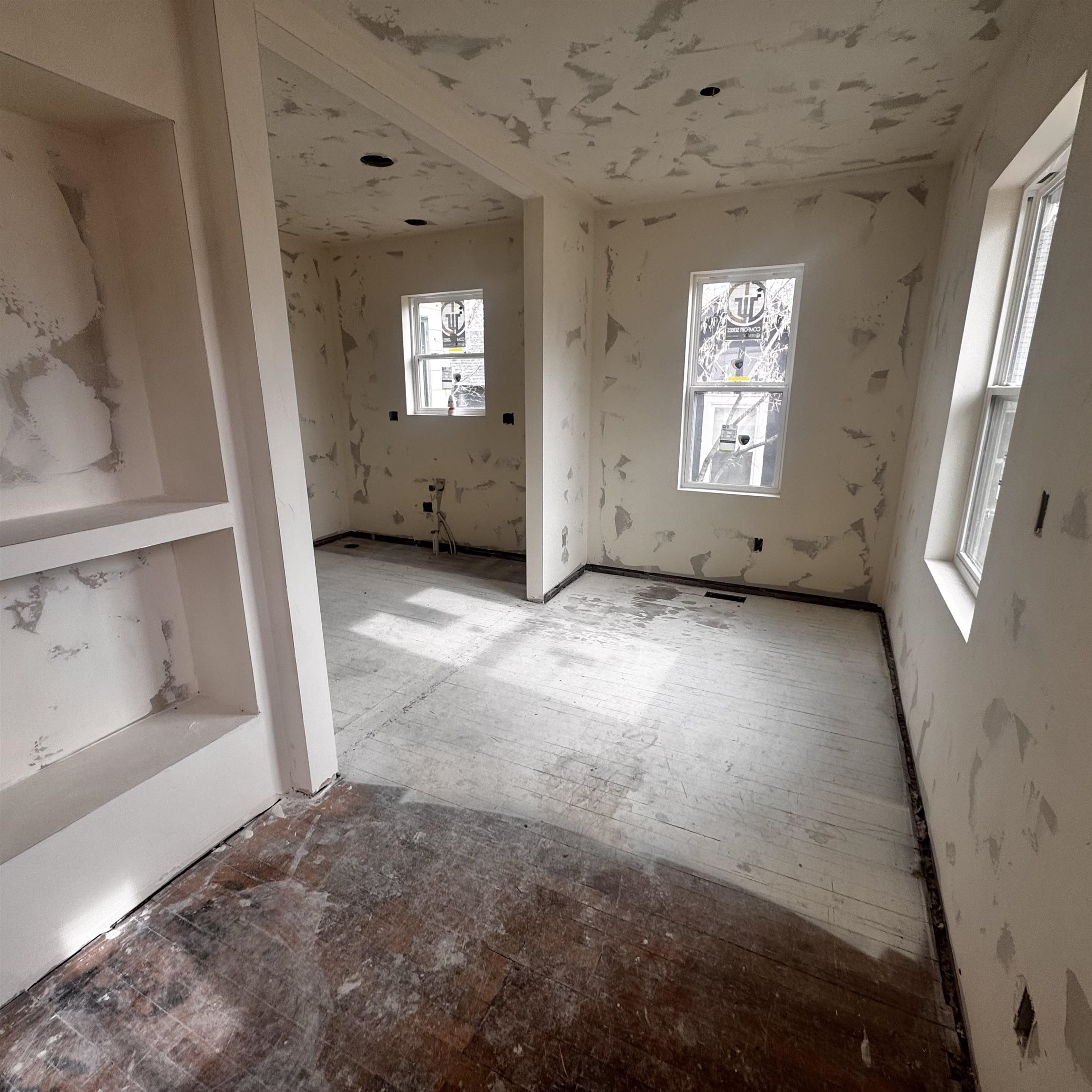 307 East Walnut Street Rawlins, WY 82301 - Photo 3 of 14