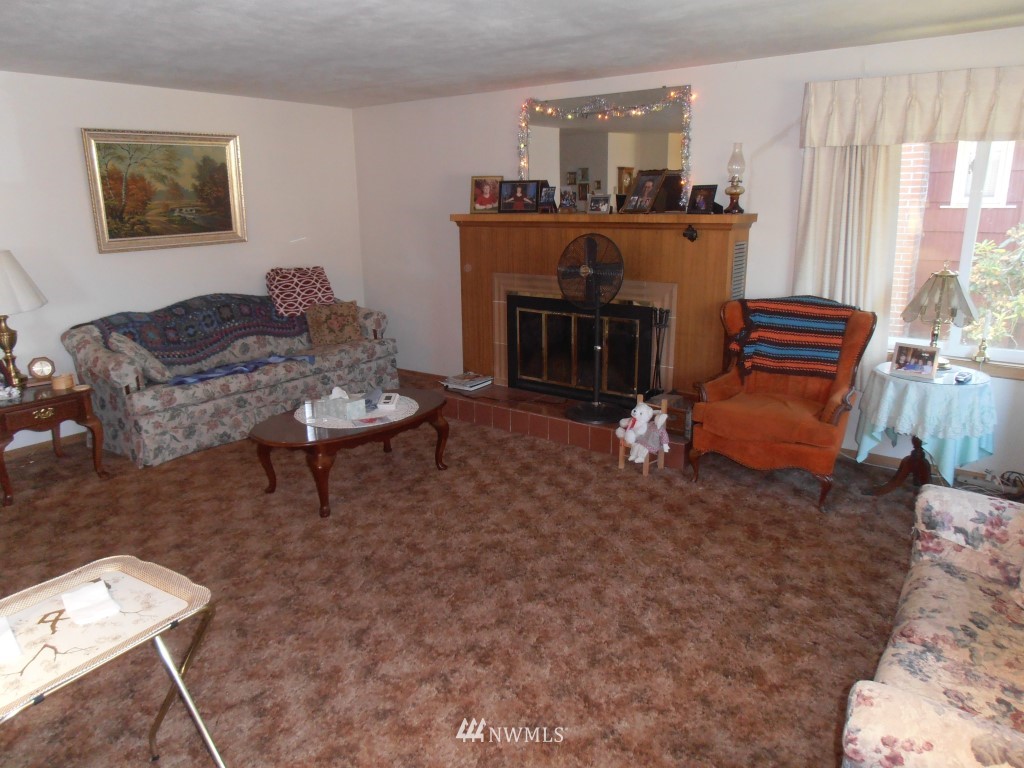 438 Southwest 14th Street Chehalis, WA 98532 - Photo 4 of 14 Gallery Image 4