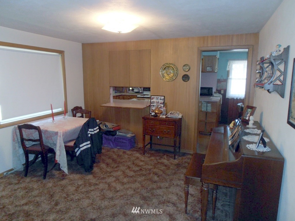 438 Southwest 14th Street Chehalis, WA 98532 - Photo 5 of 14 Gallery Image 5