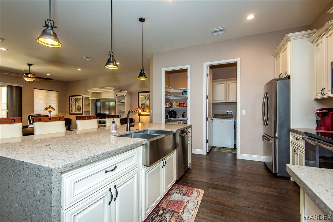 850 Campbell Road Bullhead City, AZ 86429 - Photo 8 of 50 Gallery Image 8