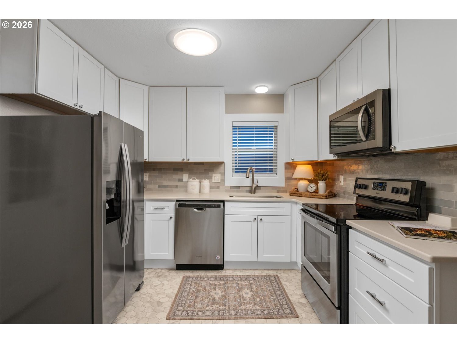 130 Northeast Morris Street Portland, OR 97212 - Photo 12 of 47