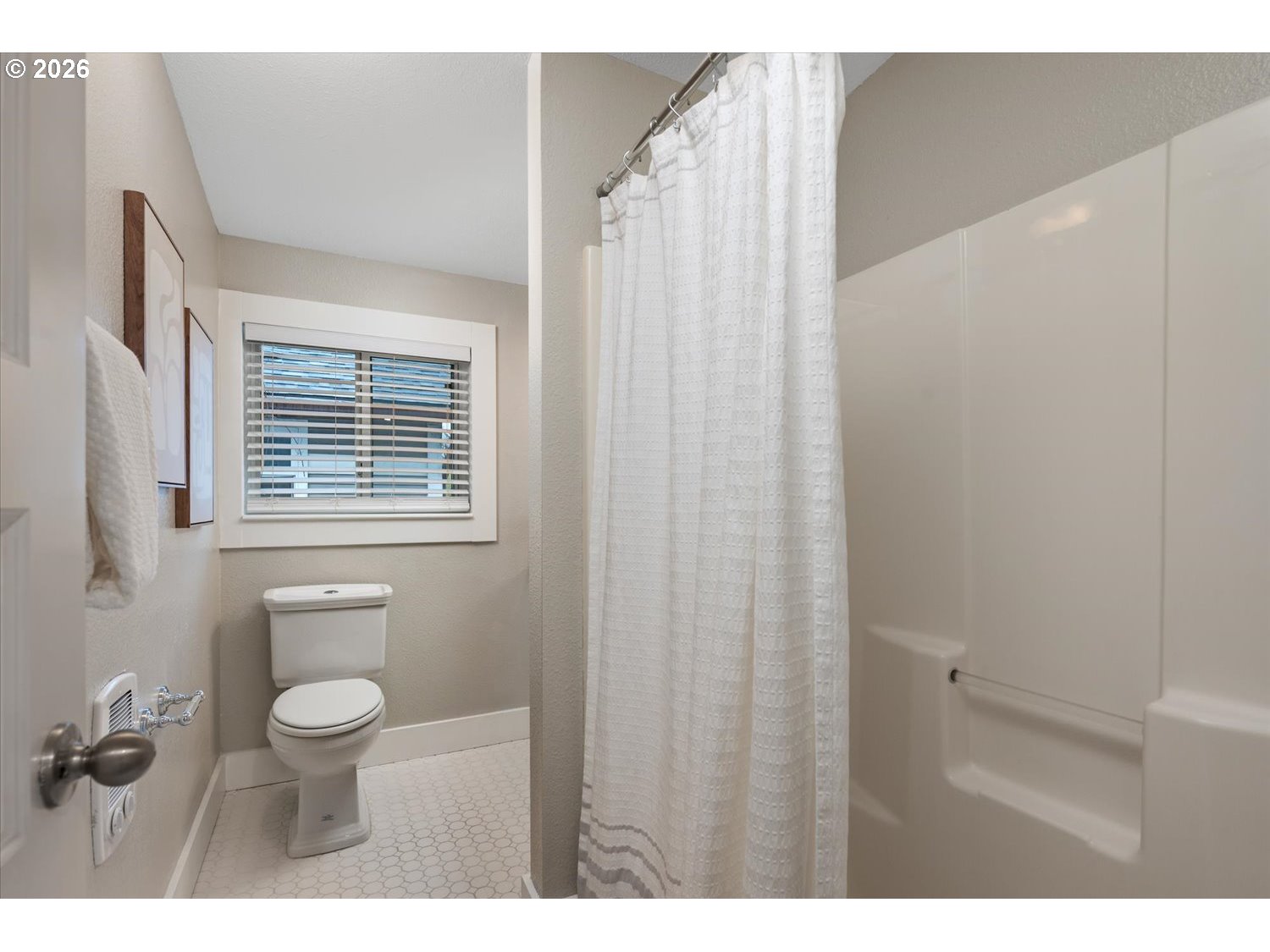 130 Northeast Morris Street Portland, OR 97212 - Photo 27 of 47 Bathroom