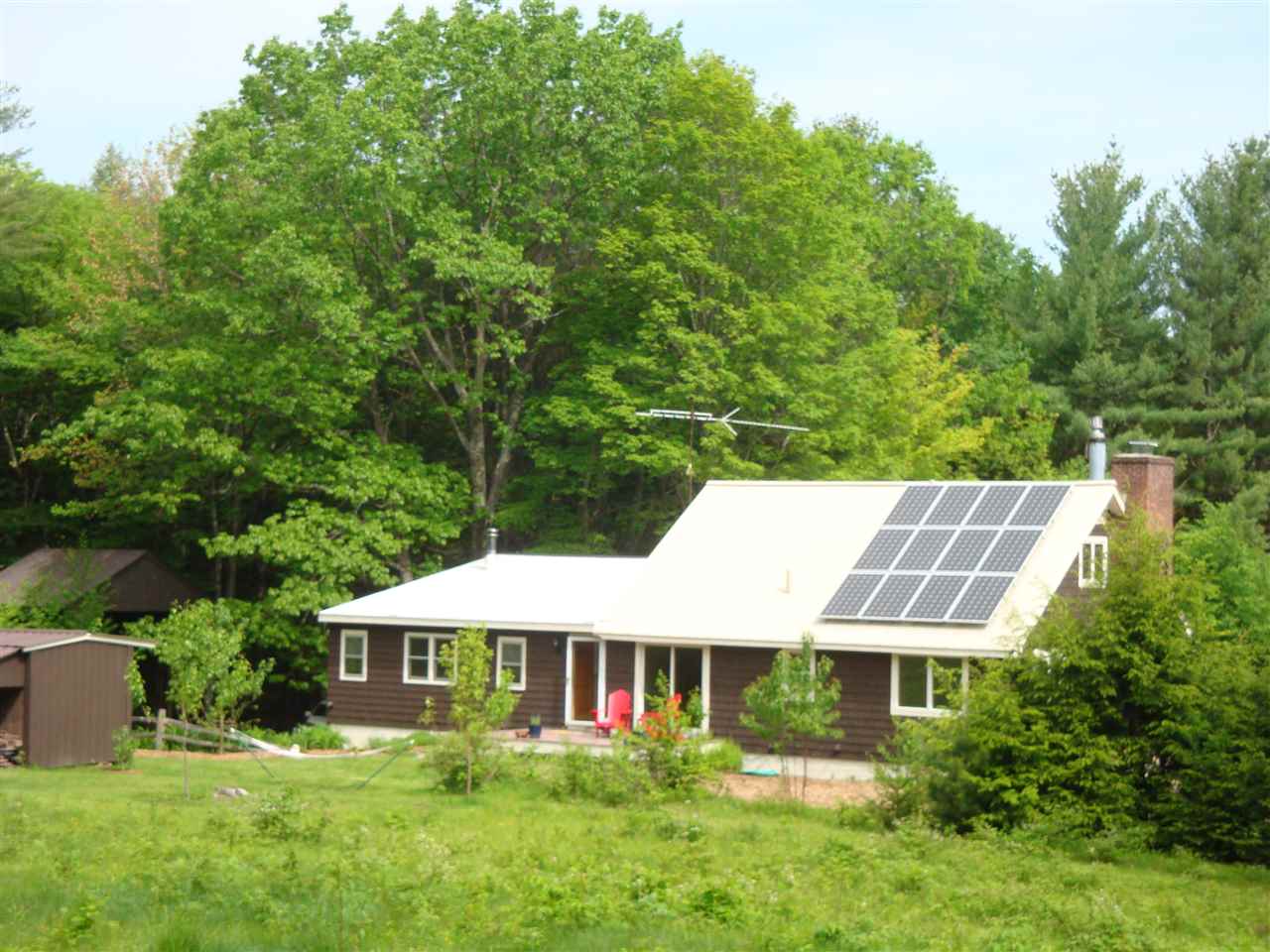 204 Kelly Road Dummerston, VT 05301 - Photo 1 of 40