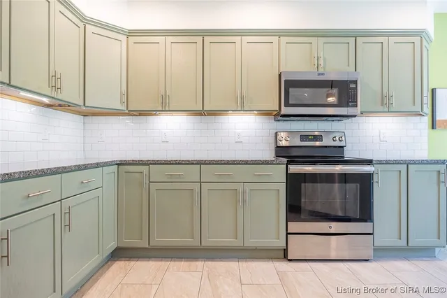 $349,000 | 2404 Magnolia Court, Unit L 49, Clarksville, IN 47129