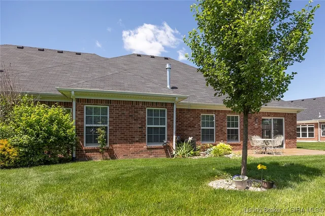 $349,000 | 2404 Magnolia Court, Unit L 49, Clarksville, IN 47129