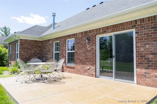 $349,000 | 2404 Magnolia Court, Unit L 49, Clarksville, IN 47129