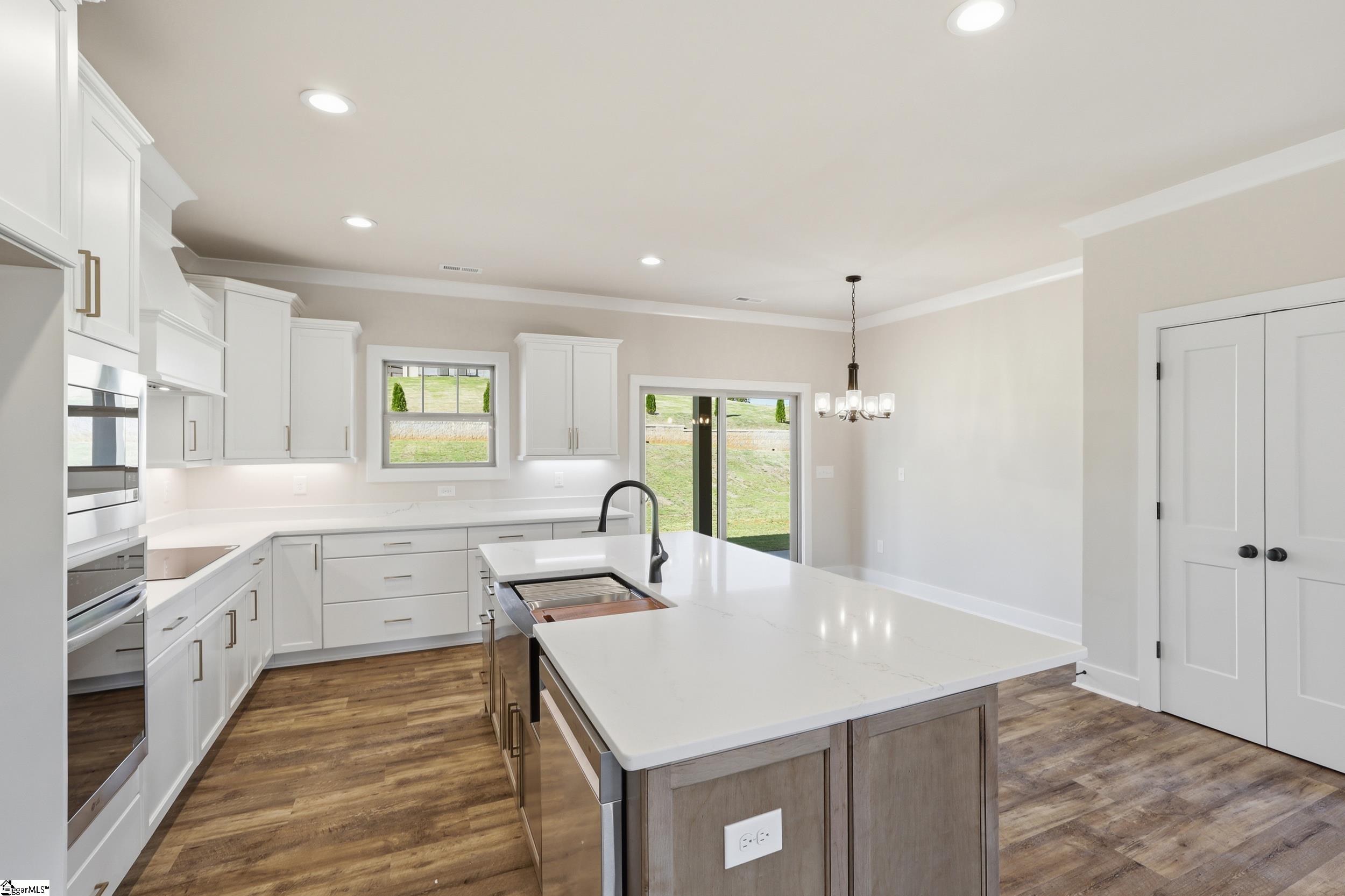 158 Mimosa Road Lyman, SC 29365 - Photo 6 of 31