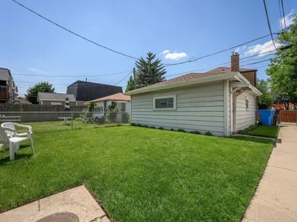 $530,000 | 6038 North Austin Avenue, Chicago, IL 60646
