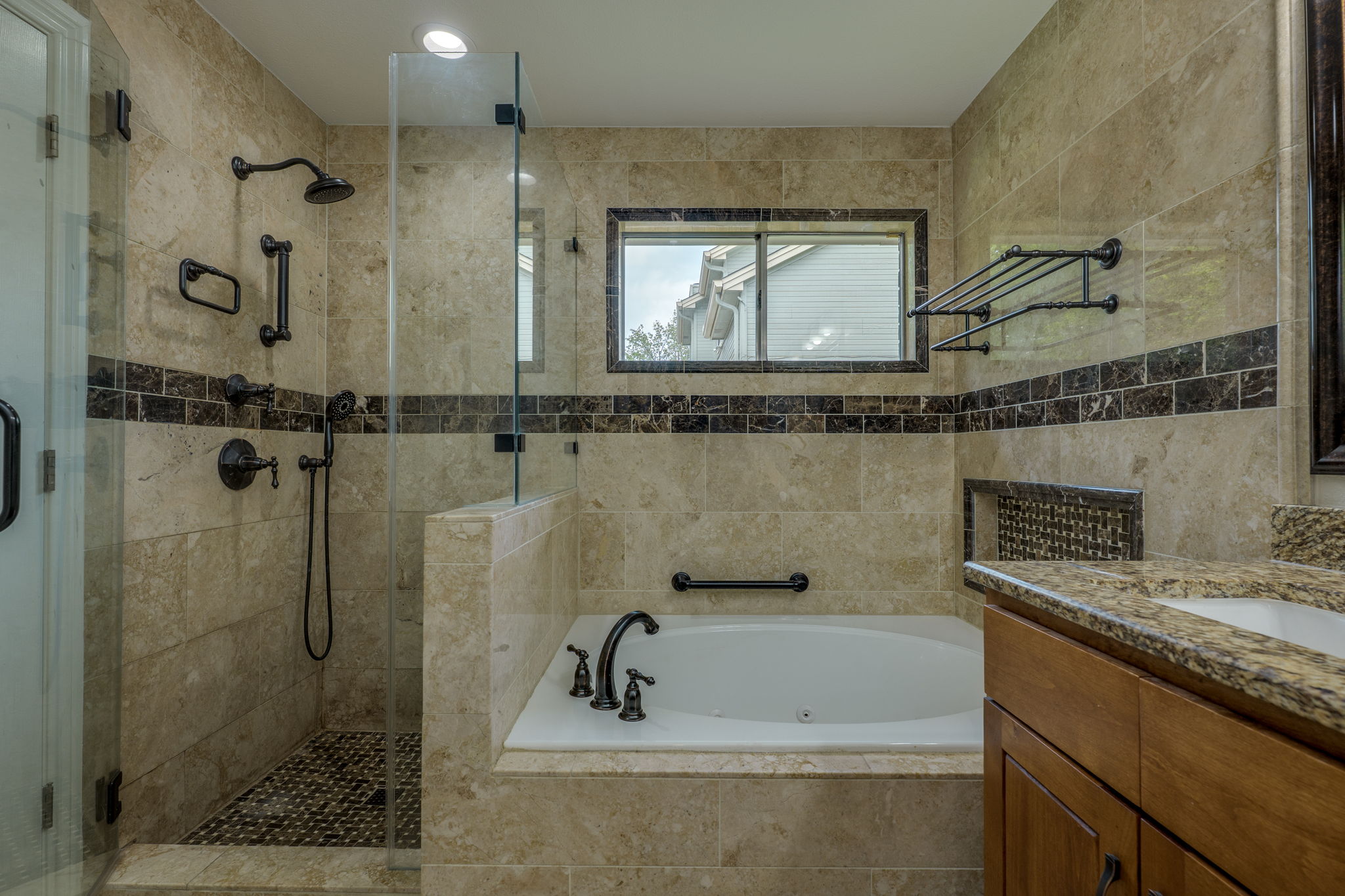 6613 Bramber Lane Austin, TX 78754 - Photo 23 of 39