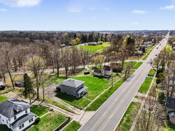 $309,900 | 454 East Chicago Street, Jonesville, MI 49250