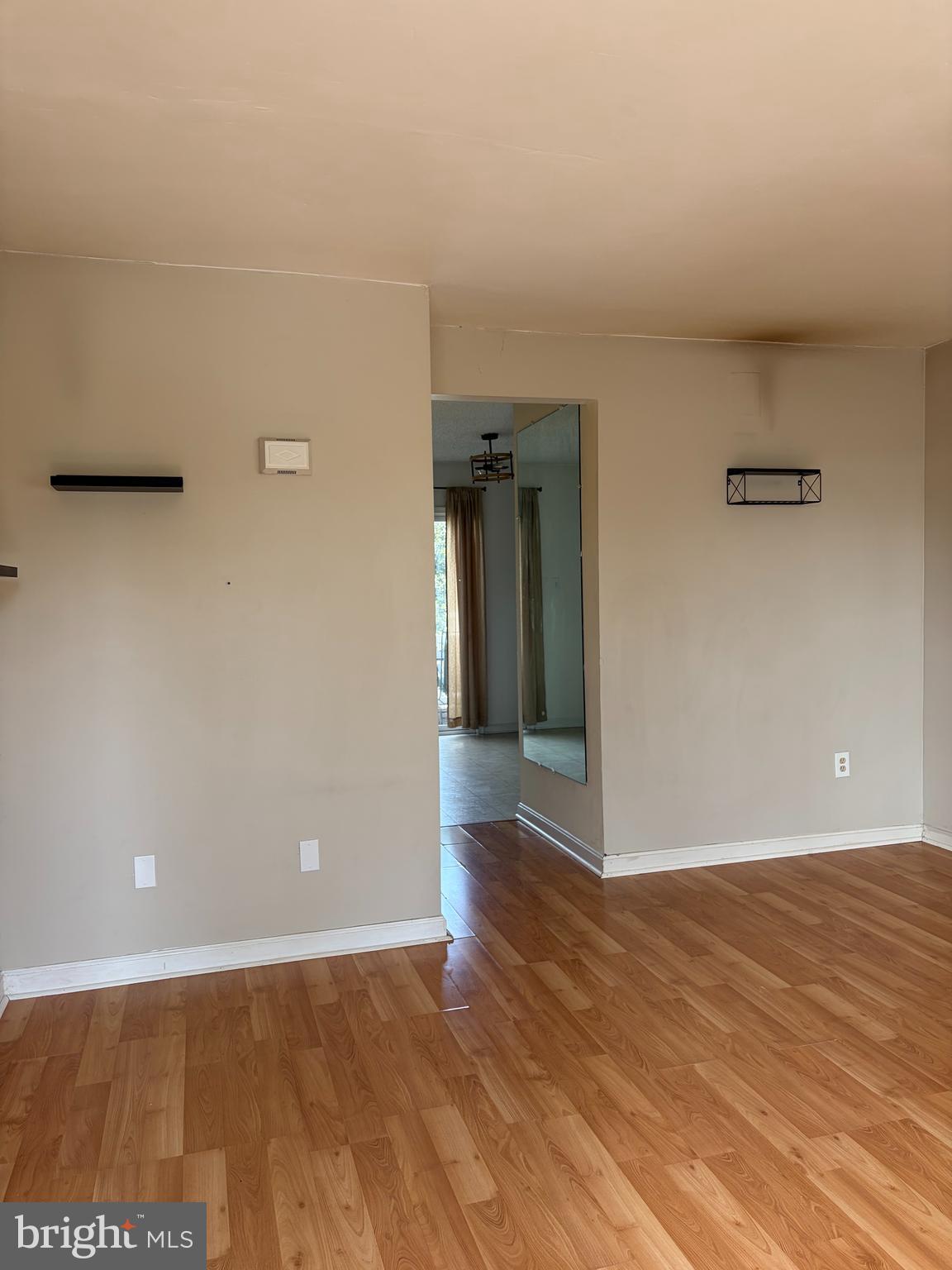 207 Greenhill Court Ranson, WV 25438 - Photo 3 of 22 Living Room