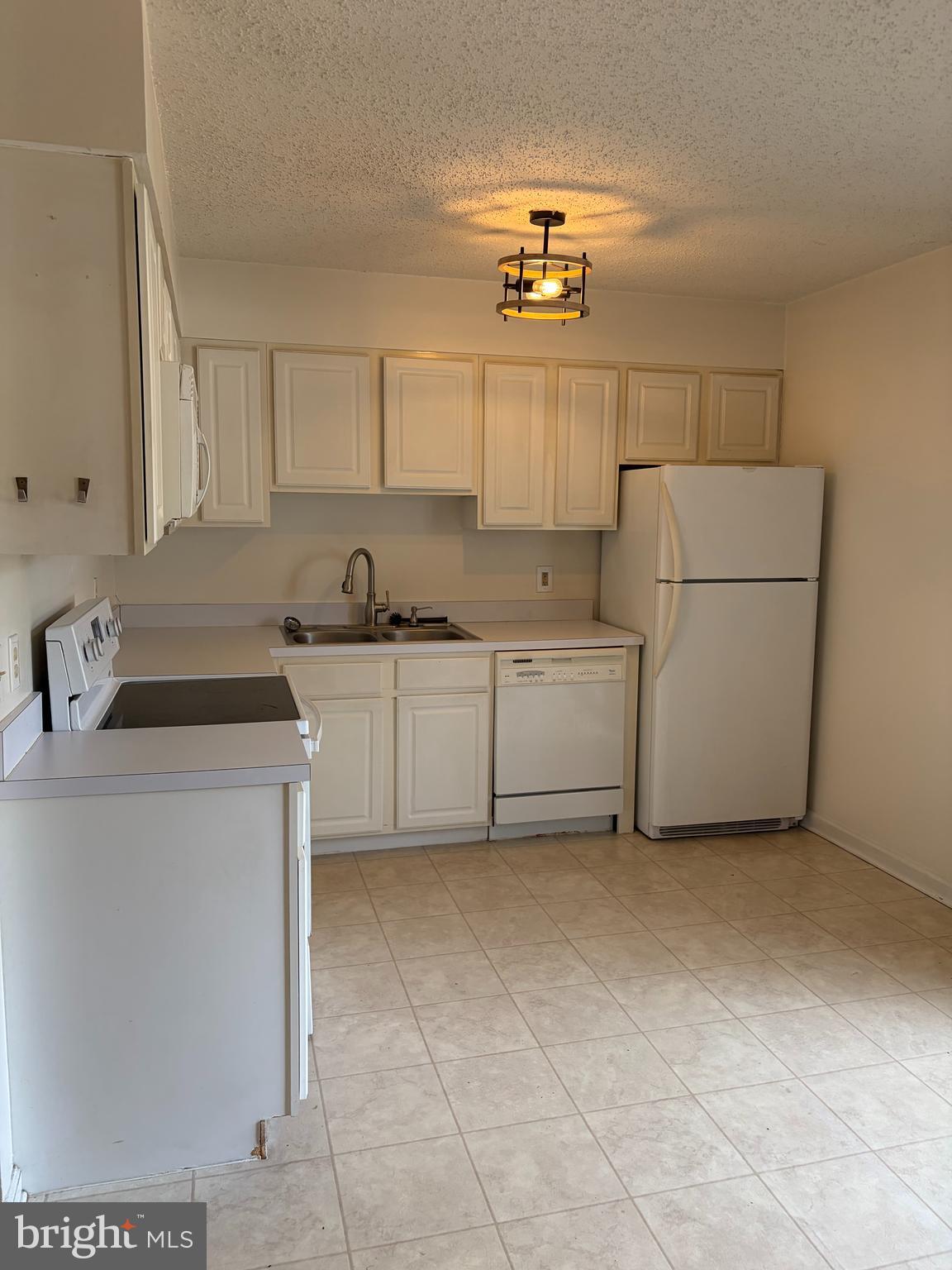 207 Greenhill Court Ranson, WV 25438 - Photo 8 of 22